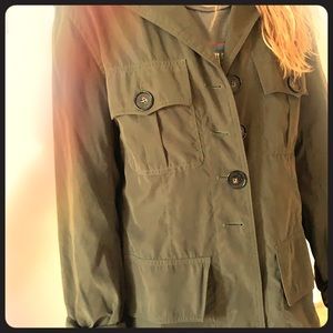 Amazing dark green light weight jacket